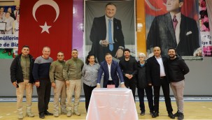 BAŞKAN SAVAŞ'A DOĞUM GÜNÜ SÜRPRİZİ