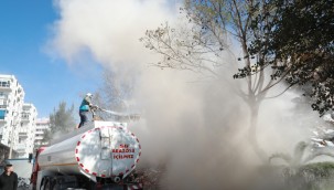 BAYRAKLI'DA AĞIR HASARLI YAPILAR YIKILIYOR