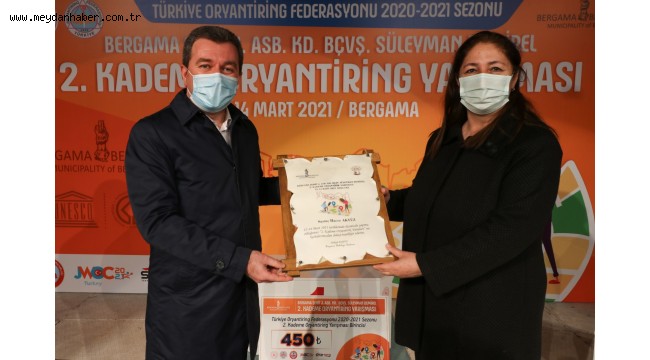 Bergama'da Oryantiring 2. kademe şampiyonası gece yarışı ile başladı