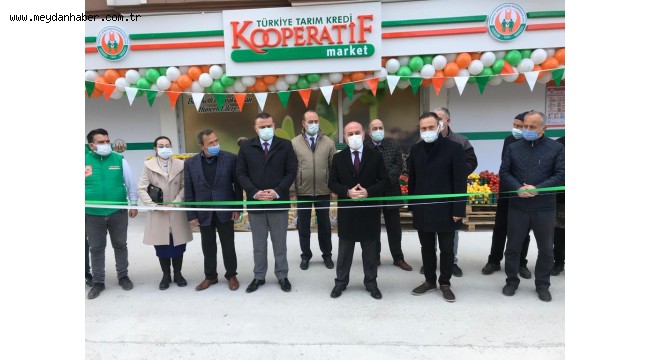 Bergama Tarım Kredi Market törenle açıldı