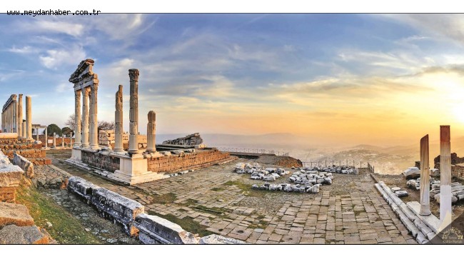 Bergama'ya 10 ayrı halı saha