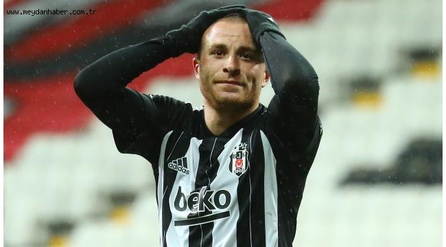 Beşiktaş'ta Gökhan Töre sakatlandı