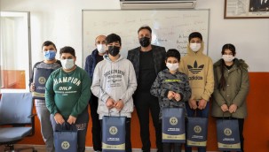 Buca Belediyesi AHBAP'la el ele dayanışmayı büyütüyor