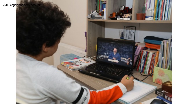 Buca Belediyesi'nden gençlerin sınav sürecine tam destek