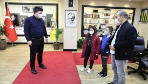 Bucalı öğrenciler hayat bilgisi ödevini Başkan Kılıç'la yaptı