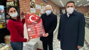 BURHANİYE'DE İSTİKLAL MARŞI'NIN 100. YILINDA AFİŞ DAĞITILDI