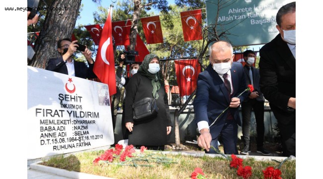ÇANAKKALE ZAFERİ VE ŞEHİTLERİMİZ TÖRENLE ANILDI