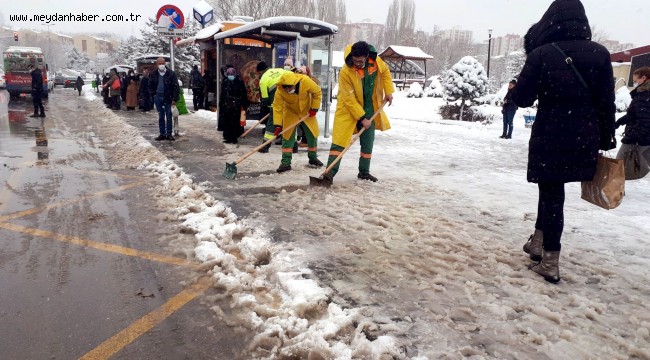 ÇANKAYA'DA KARLA MÜCADELE 