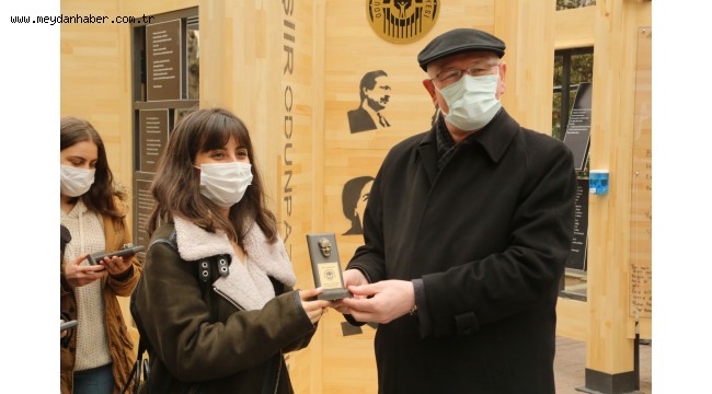 Dünya Şiir Günü'nde Şiir Odunpazarında!