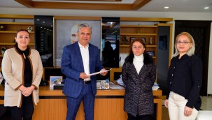 Esnaf raporu Başkan Uysal'a sunuldu