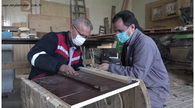 GERİ DÖNÜŞÜMDEN SOKAK HAYVANLARINA YUVALAR YAPILIYOR