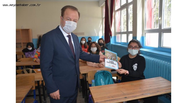 Haymana Belediyesi'den Öğrencilere Kitap Desteği