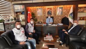 HAYRAT İNSANİ YARDIM DERNEĞİNDEN BAŞKAN ÇÖL'E ZİYARET