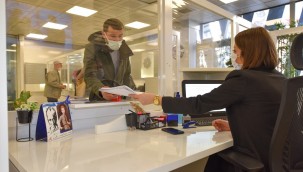 KARESİ BEYAZ MASA İNSAN VE ÇÖZÜM ODAKLI ÇALIŞIYOR