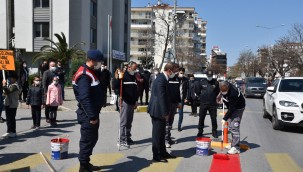 KARŞIYAKA'DA YAŞAM ÖNCELİĞİ İÇİN KIRMIZI ÇİZGİ ÇİZİLDİ