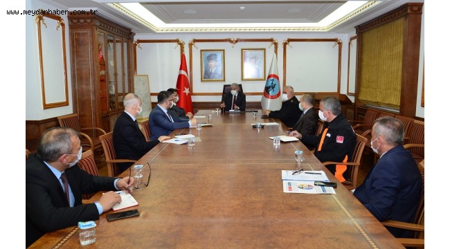 Kırşehir'de Pandemi Değerlendirme Toplantısı Yapıldı