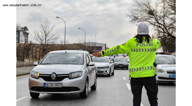 KÖPRÜLERDE DERZ YENİLEME ÇALIŞMALARI DEVAM EDİYOR