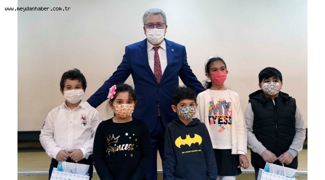 Minikler, 'Sağlıkta Yeşilay'ı resmetti