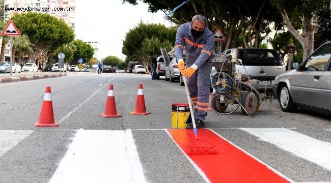 Muratpaşa da kırmızıyı çekti