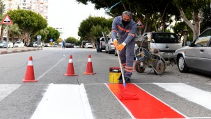 Muratpaşa da kırmızıyı çekti