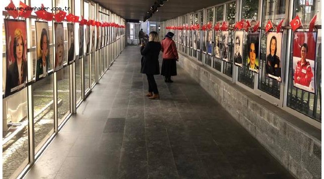 Samsun'da ilklere imza atan Türk kadınlar sergisi açıldı