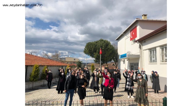 Tepecik İlkokulu ''Kadın, Dünyayı Döndürendir'' dedi