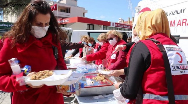 TÜRK KIZILAY FOÇA ŞUBESİNDEN ÇANAKKALE ŞEHİTLERİ HAYRI