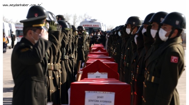 Türkiye kahramanlarını uğurluyor