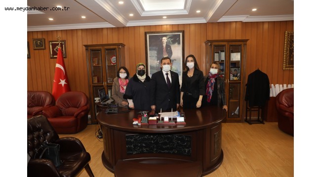 YENİ MUHTARLAR DEMİREL'İ ZİYARET ETTİ