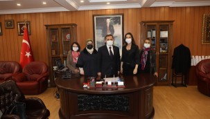 YENİ MUHTARLAR DEMİREL'İ ZİYARET ETTİ