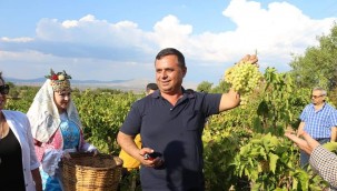 AKCAN; "EMEKÇİLER, ÜLKENİN EN BÜYÜK KAHRAMANLARIDIR"