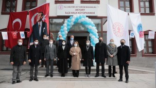 AKYURT'TA 2 KÜTÜPHANE BİRDEN AÇILDI