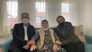 Başdeğirmen çiftinden asırlık çınara ziyaret