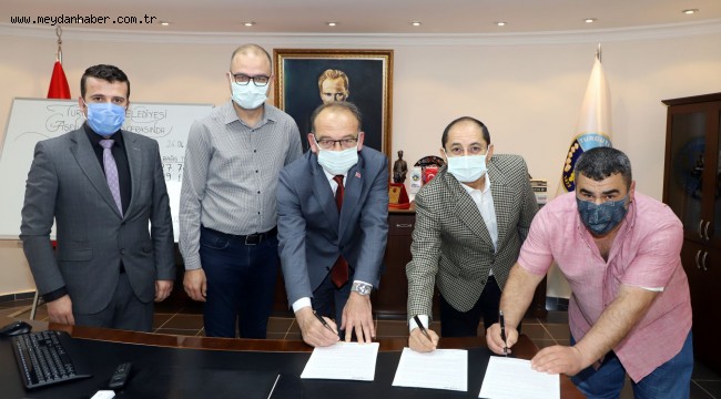 Başkan Akın Turgutlu Belediyesi Personelinin Maaşı İçin İmza Attı