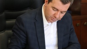 Başkan Koştu'dan 23 Nisan için 18 kardeş şehire mektup