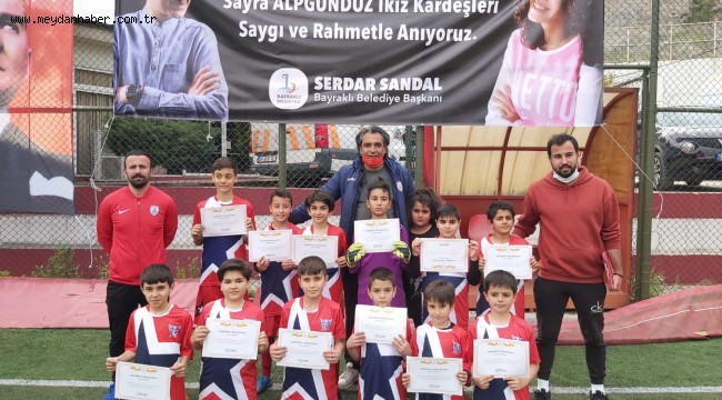 BAŞKAN SANDAL, DEPREMDE HAYATINI KAYBEDEN İKİZ KARDEŞLERİ UNUTMADI