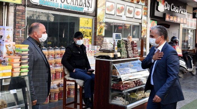Başkan Uysal, esnafı ziyaret etti