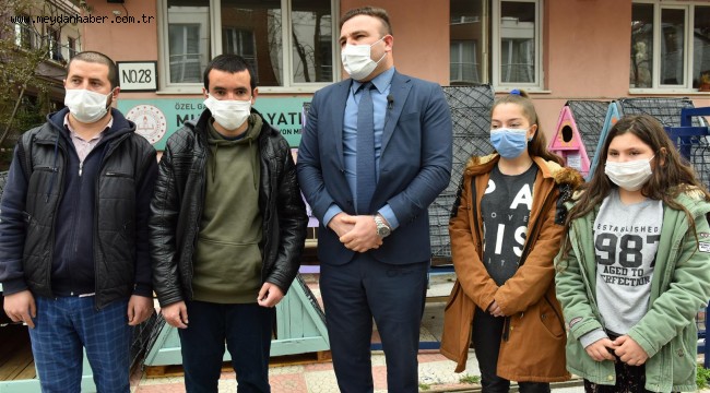 BAŞKENTLİ ÇOCUKLARDAN SOKAK HAYVANLARI İÇİN ÖRNEK ÇALIŞMA