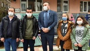 BAŞKENTLİ ÇOCUKLARDAN SOKAK HAYVANLARI İÇİN ÖRNEK ÇALIŞMA