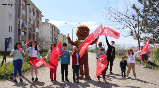 ÇOCUKLARA 23 NİSAN SÜRPRİZİ