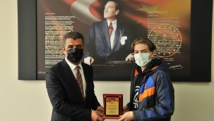 Durmuş Ali Çoban Anadolu Lisesi Avrupada En İyi Proje Ödülü Aldı