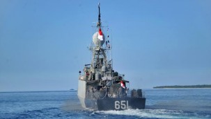 Endonezya'da kayıp denizaltının enkazına ulaşıldı