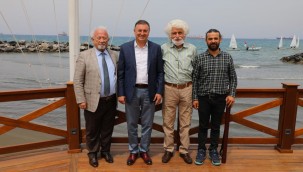 HBB BAŞKANI SAVAŞ: AY YILDIZLI BAYRAĞIMIZA AŞIĞIM