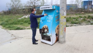 HEM GERİ DÖNÜŞÜME HEM CAN DOSTLARA DESTEK