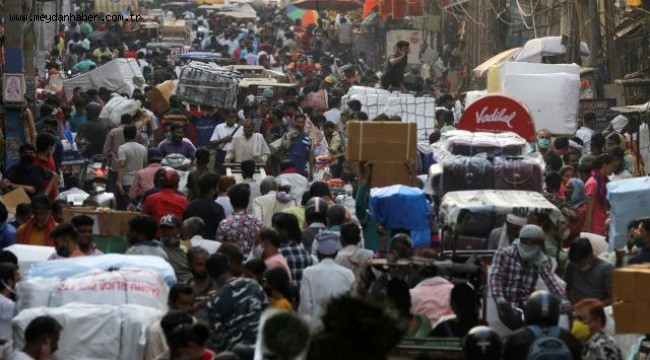 Hindistan'da vaka rekoru: 1 günde 314 binden fazla kişi