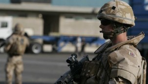 İngiltere, Afganistan'daki askerlerini düzenli olarak geri çekecek