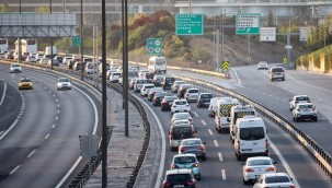 İstanbul'dan kaçış sürüyor: Yoğunluk yüzde 70'in üzerinde