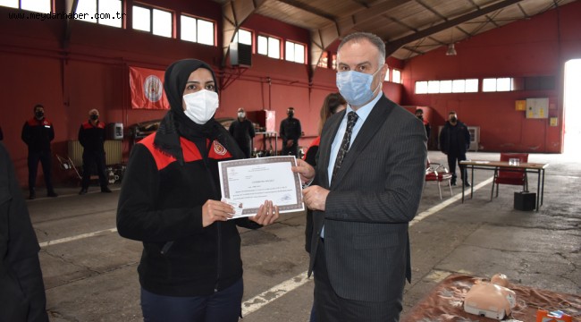 İTFAİYE ERLERİNE İLK YARDIM SERTİFİKASI VERİLDİ...
