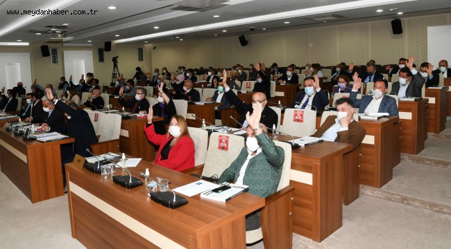 Karabağlar Gençlik Merkezi'ne "Atatürk" adı verildi