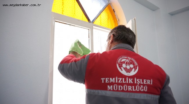Kemalpaşa'da ibadethaneler Ramazan'a hazır